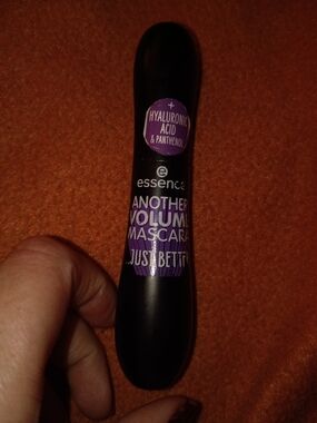 Another Volume Mascara in Purple — Volumizing Lash Formula